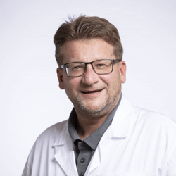 Dr. Marcel Zadnikar
